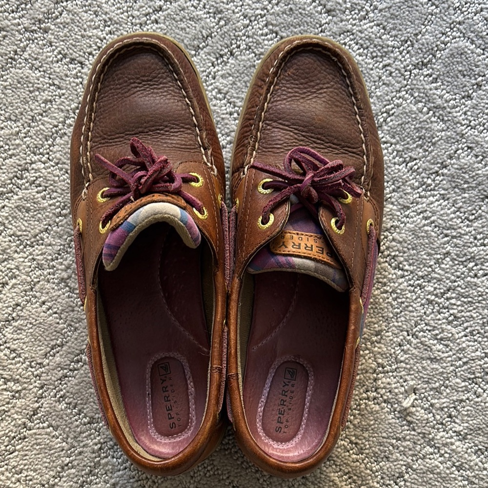 Sperry women’s Brown and purple Boat Shoes